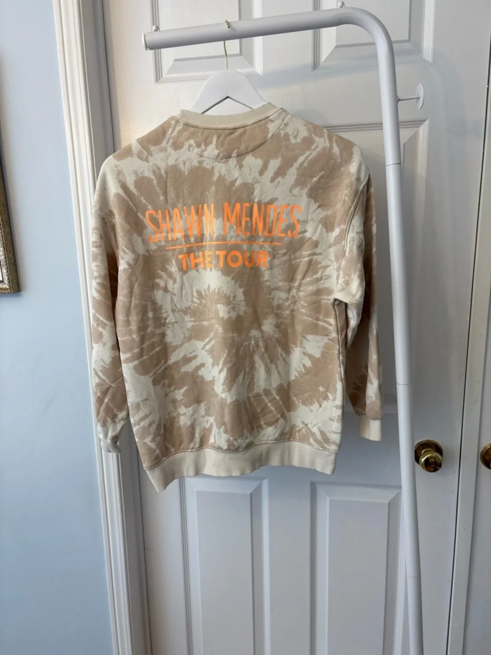 H&M Beige & Creme Shawn Mendes Tie-Dye Sweatshirt Oversized Size Extra Small - Picture 8 of 15